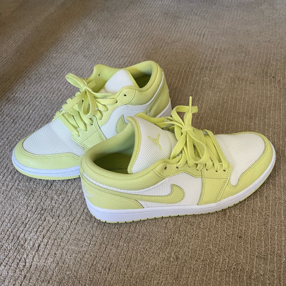 Nike Lime Green Low Dunks 9.5